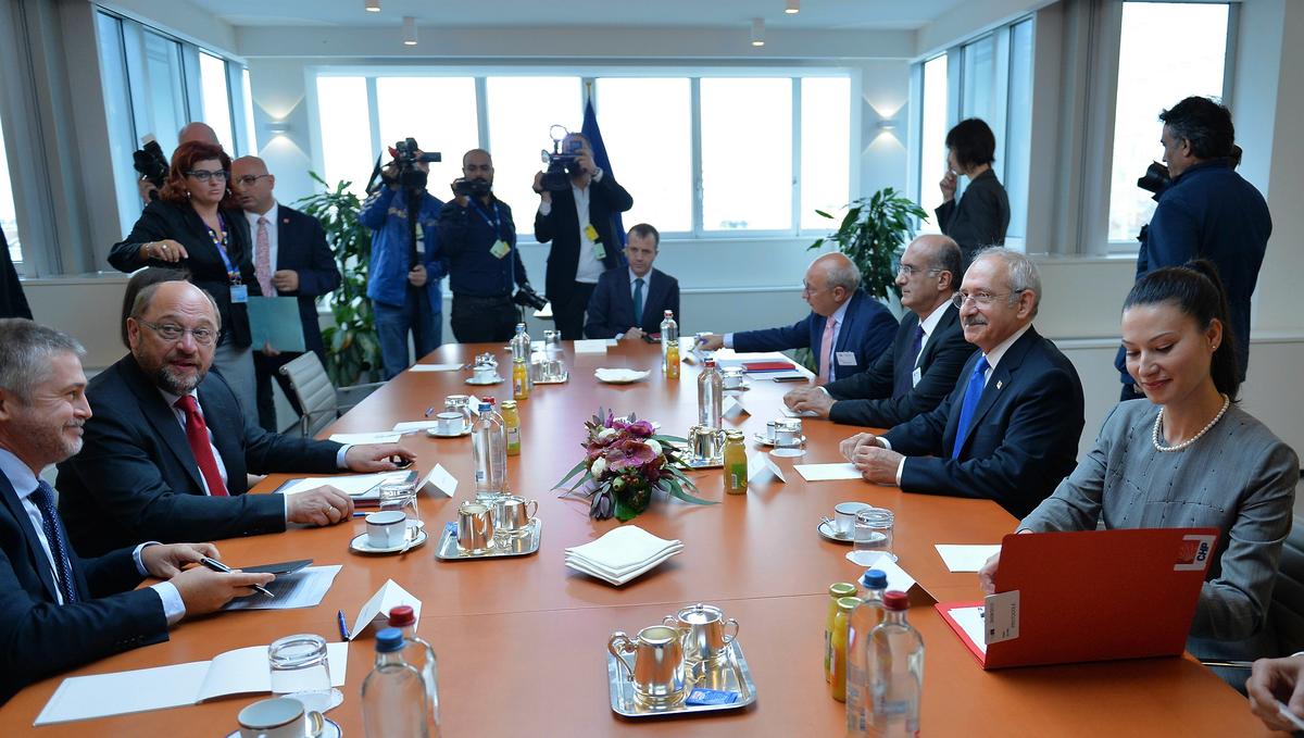 Kılıçdaroğlu AP Başkanı Schulz ile görüştü