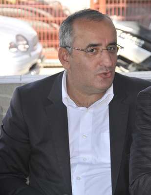 CHP'li Akar, deprem hasarlı binalar için Meclis'e önerge verdi