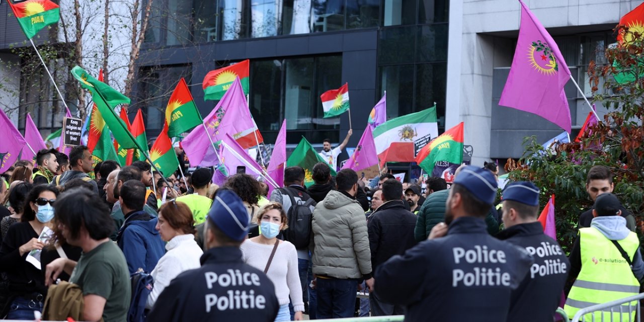 Belçika'da İranlı Mahsa Emini'nin ölümü protesto edildi