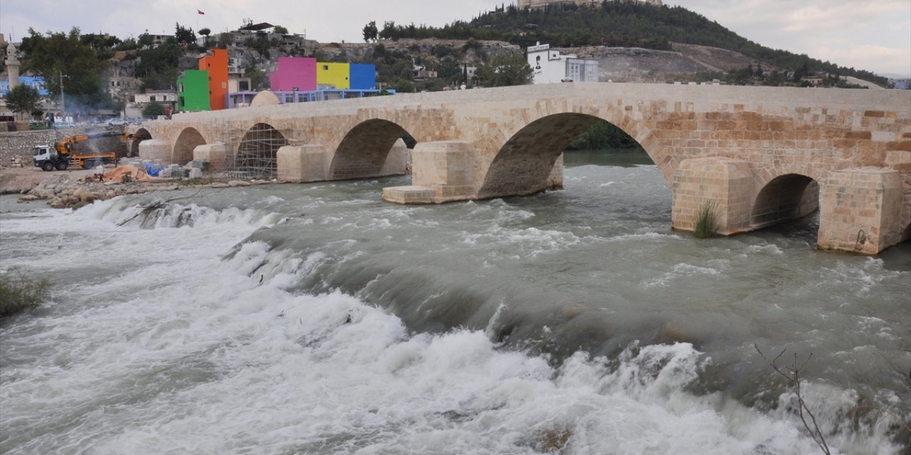 Mersin'deki Roma köprüsü aslına uygun restore ediliyor