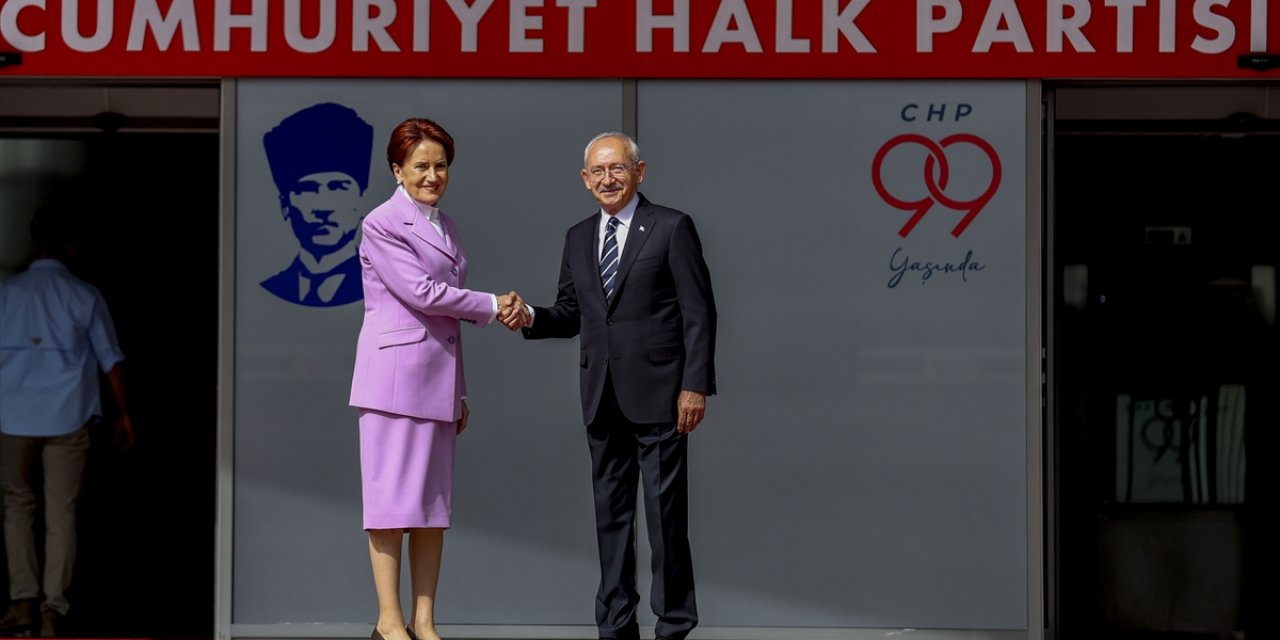 6'lı masanın genel başkanları CHP Genel Merkezi'nde