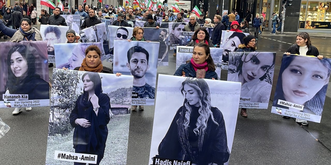 Almanya'da İran'daki protestolara destek gösterileri