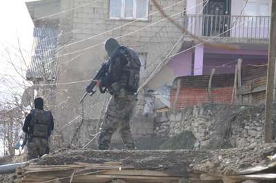 Hakkari'de motolotofkokteyli operasyonu
