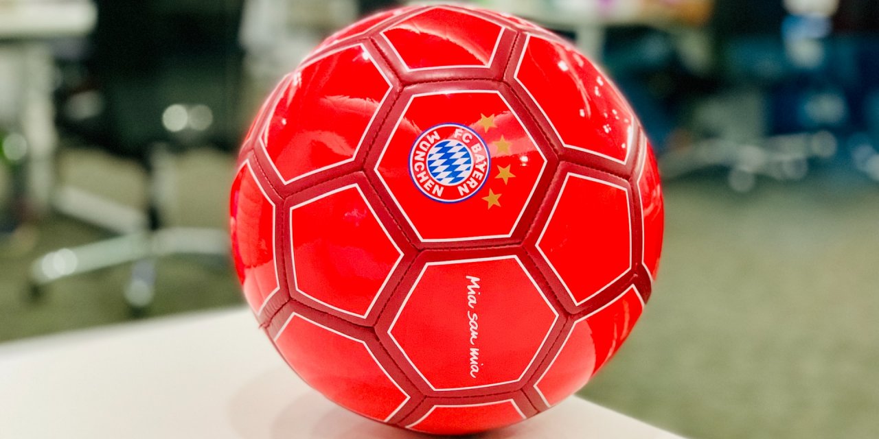 Bayern Münih 2-0 öne geçtiği maçta Borussia Dortmund ile 2-2 berabere kaldı