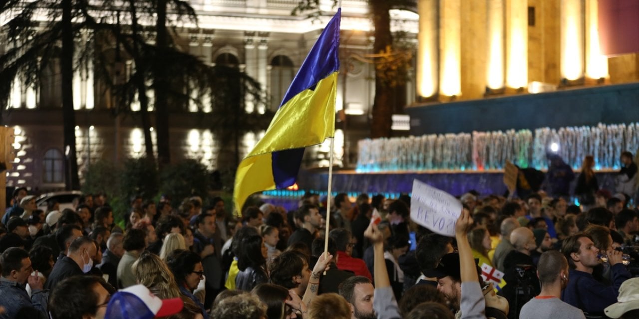 Rus güçlerinin Ukrayna'ya düzenlediği füze saldırıları Gürcistan'da protesto edildi