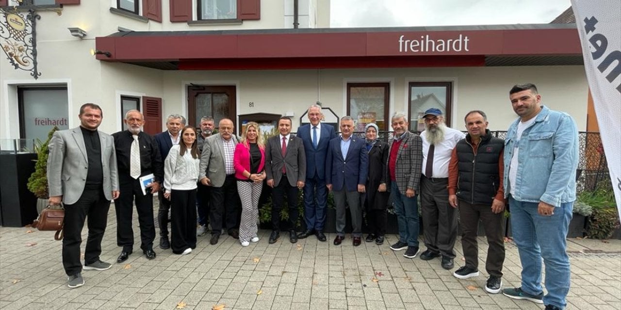 Antalya Valisi Yazıcı ve Antalyalı gazeteciler, Bavyera Eyaleti İçişleri Bakanı Herrmann'ı ziyaret etti