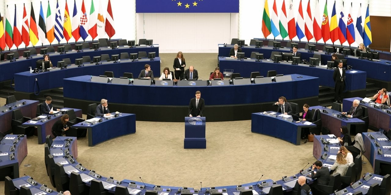 Avrupa Parlamentosu'ndan Frontex'in bütçesine onay çıkmadı