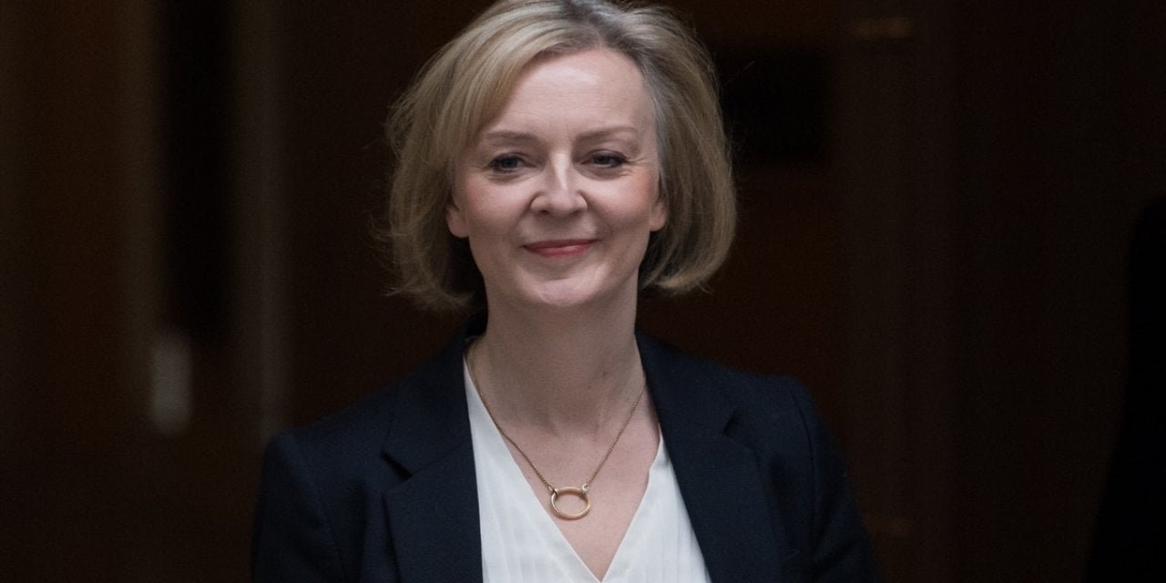 İ﻿ngiltere Başbakanı Liz Truss istifa etti