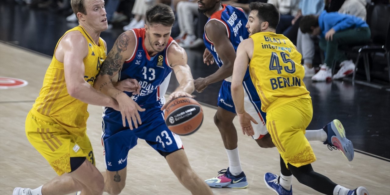 Anadolu Efes ALBA Berlin', 78-74 mağlup etti