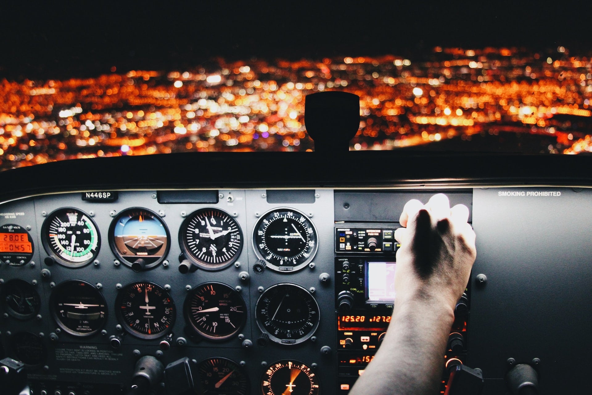 Çin'de çalışan eski ABD'li pilot Avustralya'da gözaltına alındı