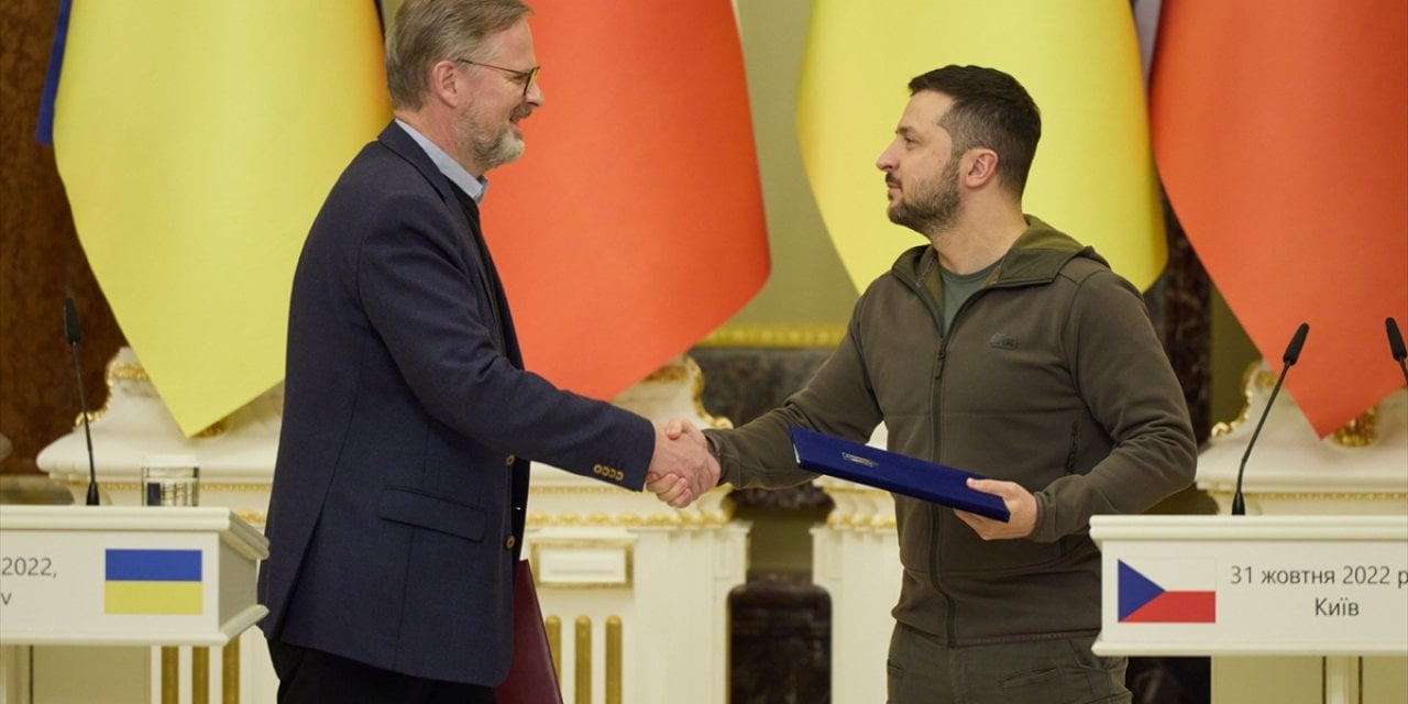 Ukrayna ile Çekya arasında Ukrayna'nın NATO perspektifine ilişkin ortak deklarasyon imzalandı