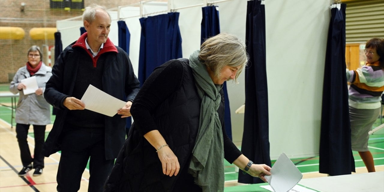 Danimarka'da erken genel seçimlerde oy verme işlemi başladı