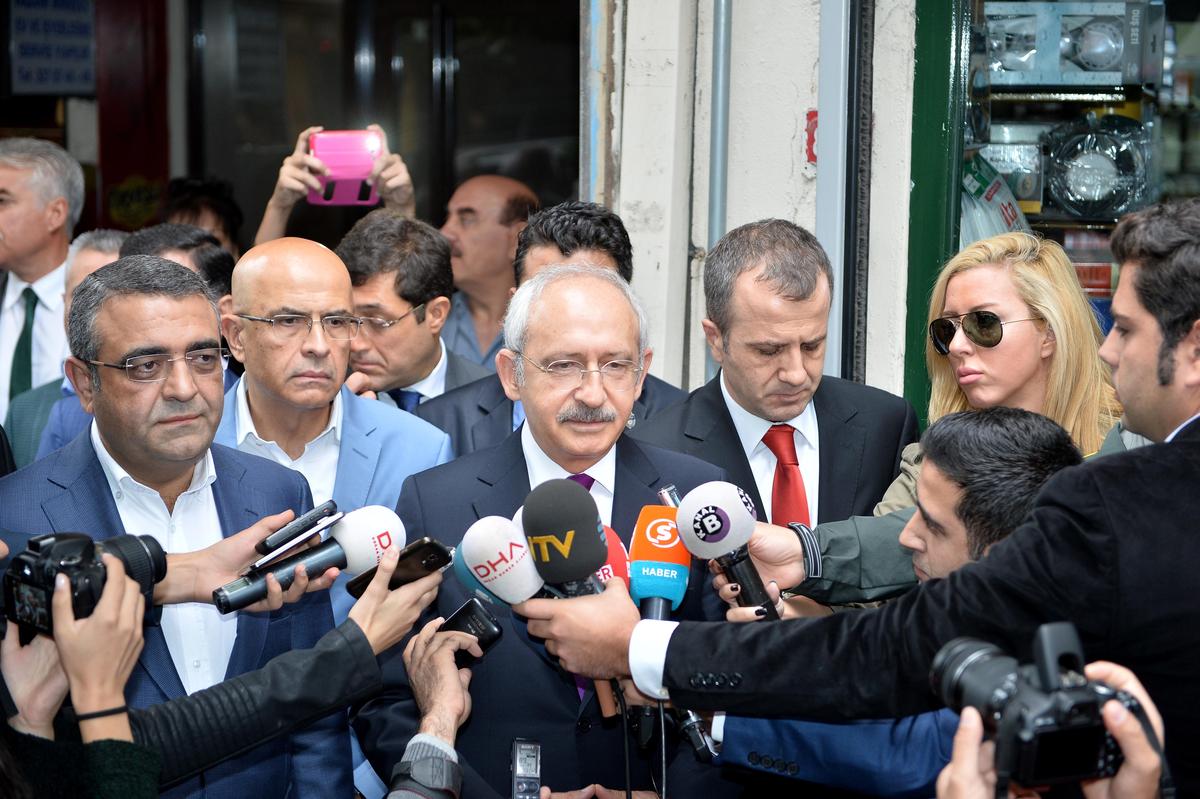 Kılıçdaroğlu, Ahmet Hakan'ı ziyaret etti