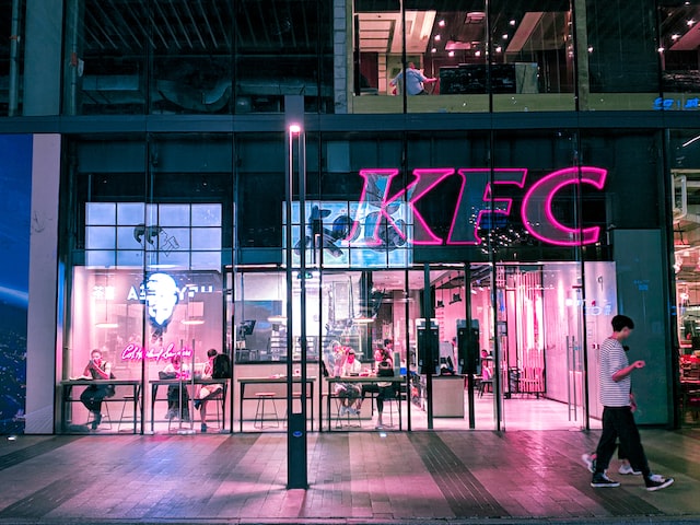 KFC Almanya, 'Kristal Gece' mesajı için özür diledi