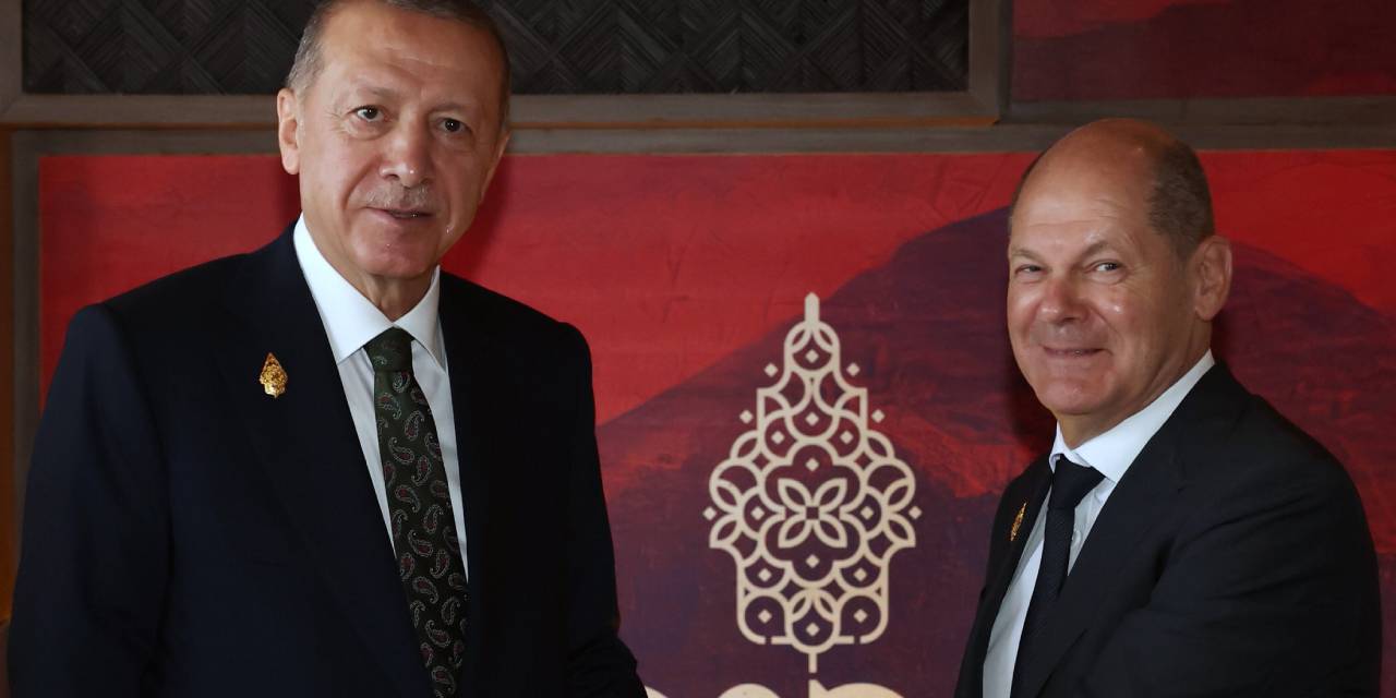 Erdoğan, Almanya Başbakanı Scholz ile görüştü