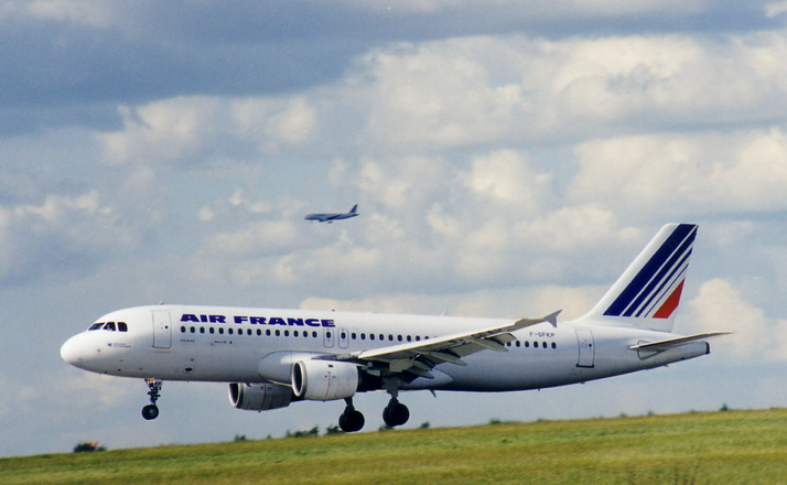Air France ve Lufthansa Sina Yarımadası seferlerini durdurdu