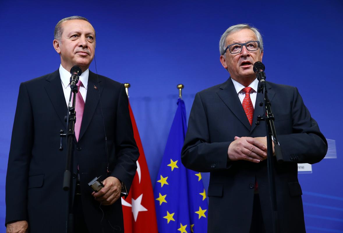 Erdoğan AB ile mültecileri görüştü