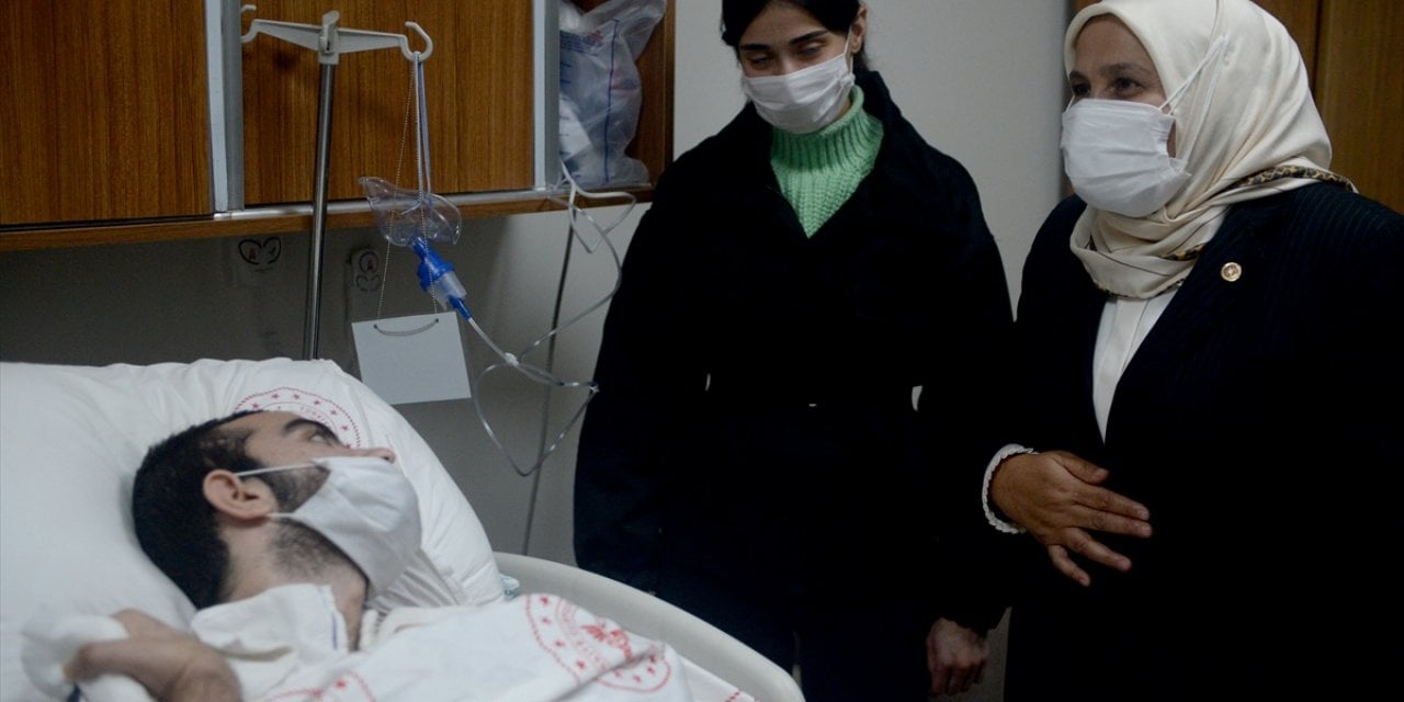 Hollanda'dan ambulans uçakla Türkiye'ye getirilen hastanın tedavisi sürüyor