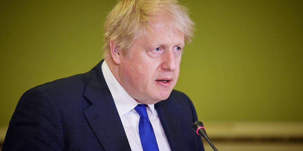 Boris Johnson: Almanya, Ukrayna’nın Rusya’ya boyun eğmesini istedi