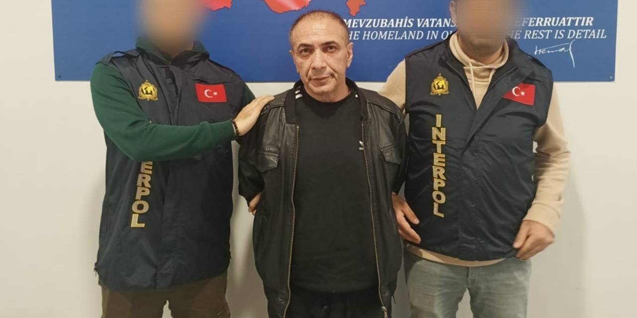 Kırmızı bültenle aranan cinayet zanlısı Almanya'da yakalanarak Türkiye'ye getirildi