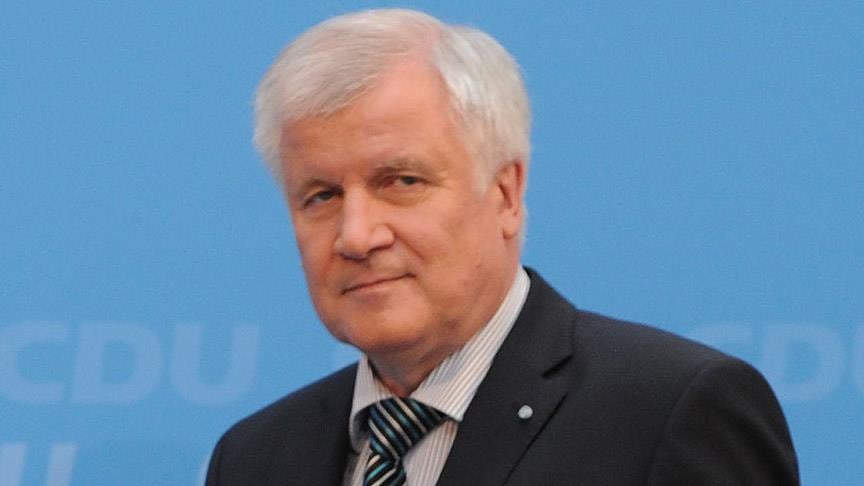 Merkel'e ortağından 'sığınmacı' tehdidi