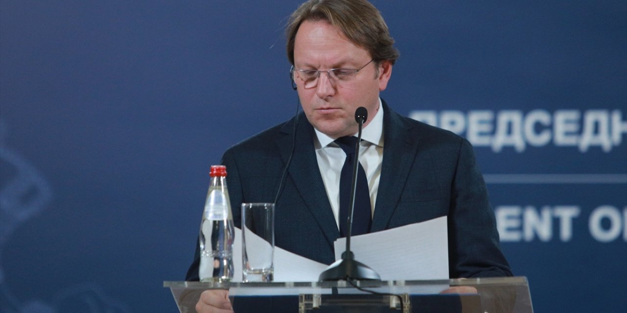 Sırp lider Vucic yarın Tiran'daki AB-Batı Balkanlar Zirvesine katılacağını açıkladı