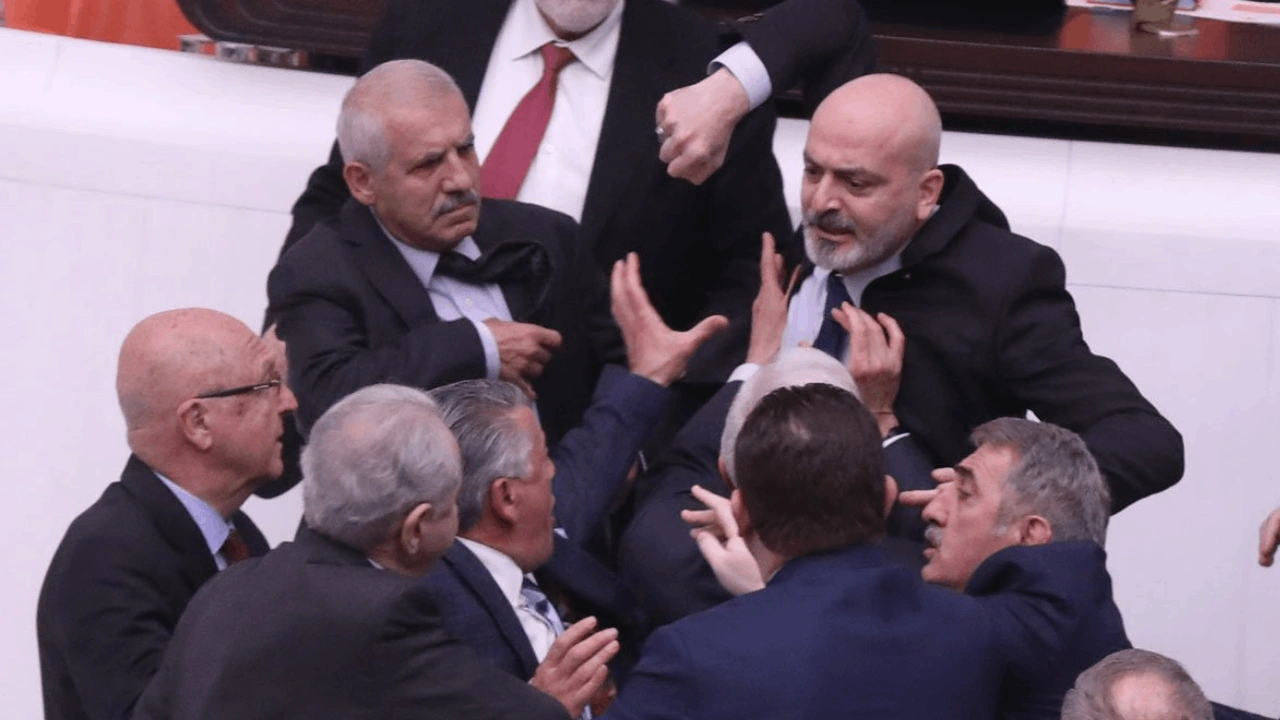 Yumruklu saldırı sonrası İYİ Parti'den karar