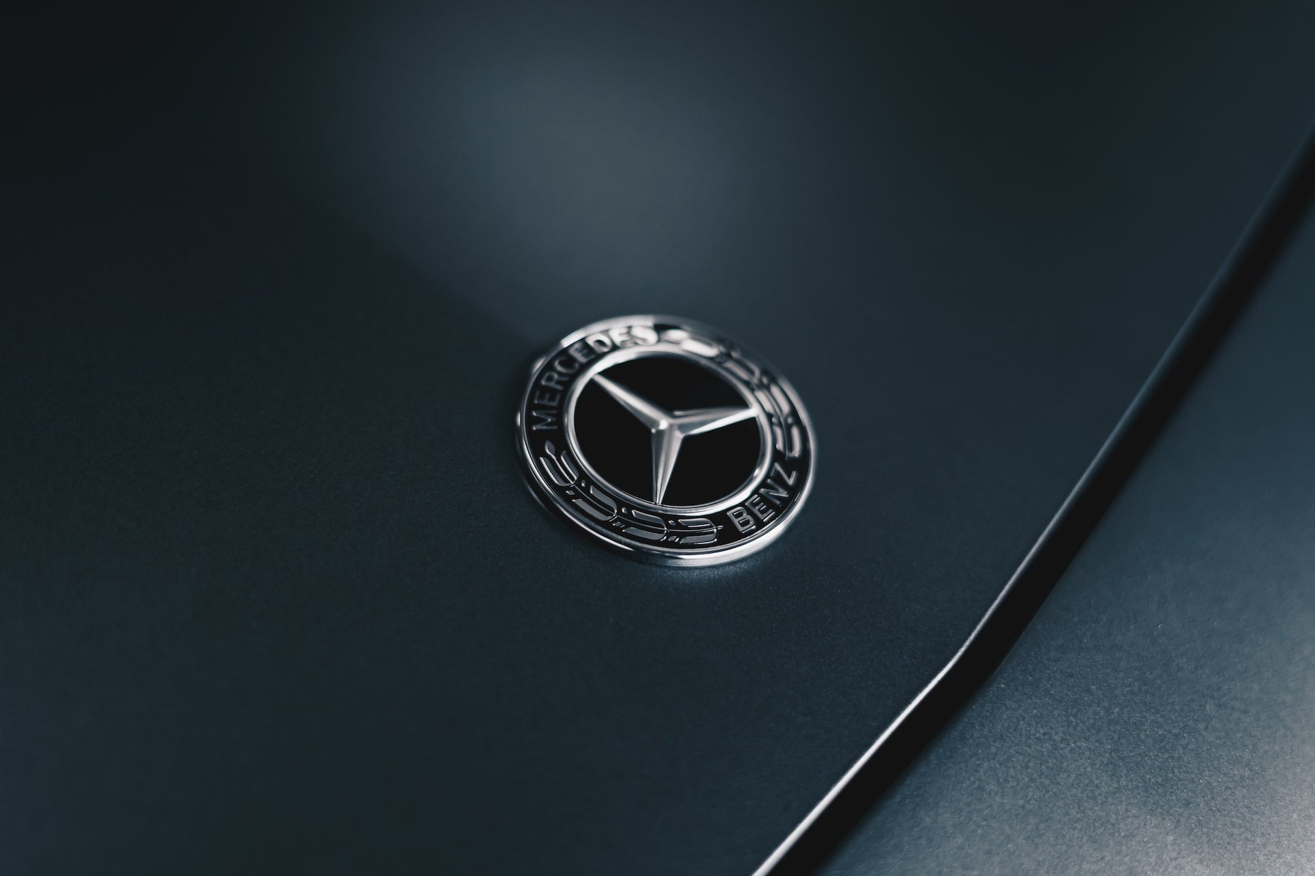 Mercedes-Benz, Polonya'da yeni fabrika için 1,3 milyar avro yatırım yapacak