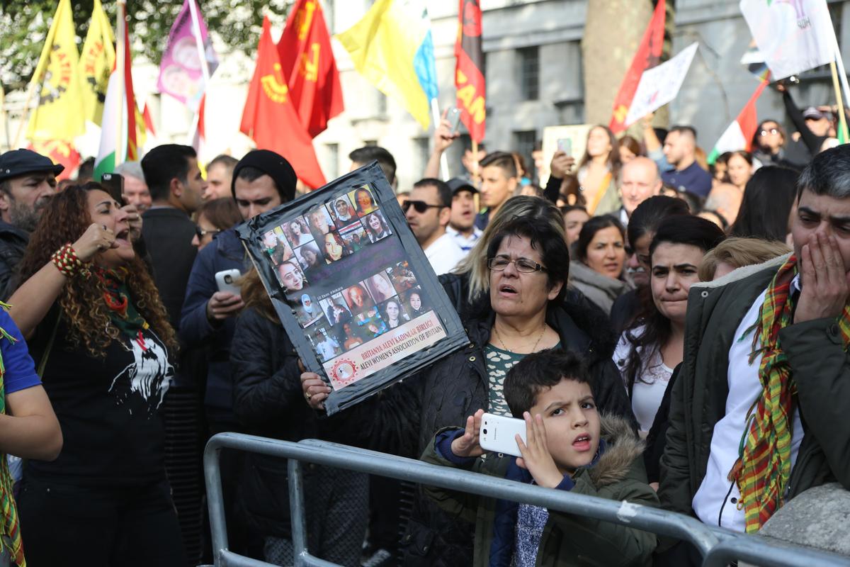 Terör saldırısı Avrupa'da protesto edildi