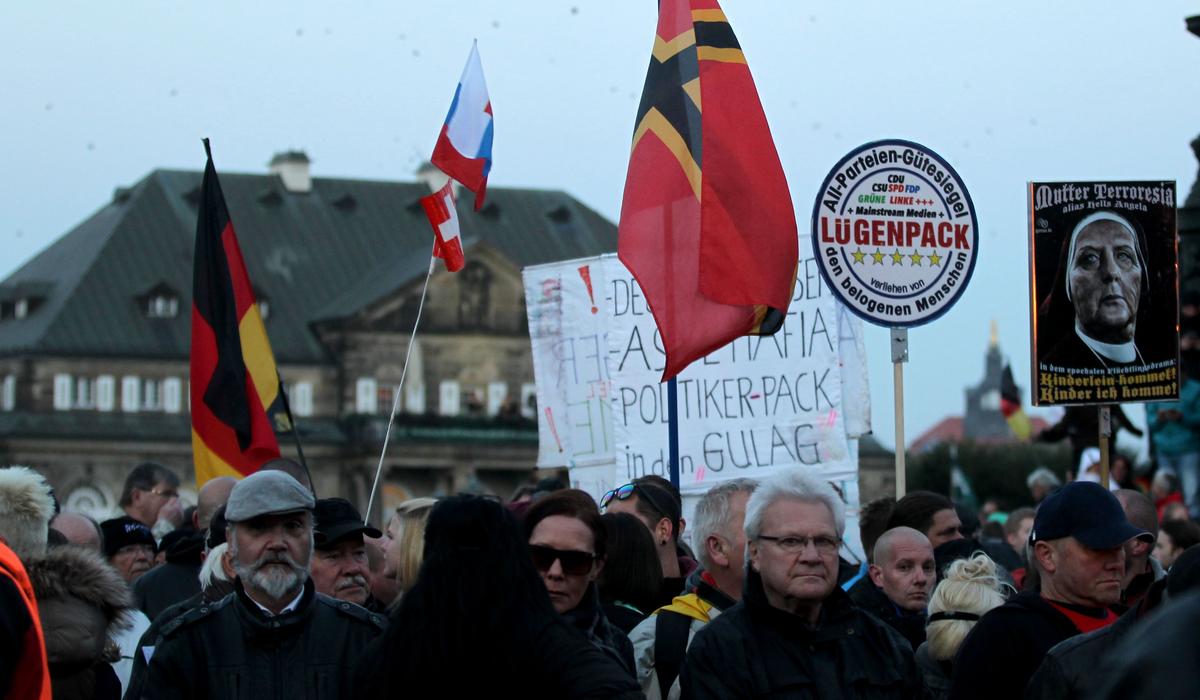 PEGIDA gösterileri yeniden başladı