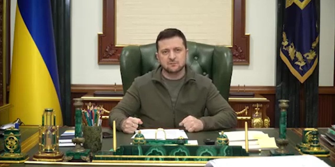 Zelenskiy Ukrayna'daki çatışmaların 1300 kilometrelik cephe hattında sürdüğünü belirtti