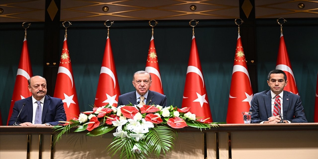 Erdoğan, yeni asgari ücreti açıkladı