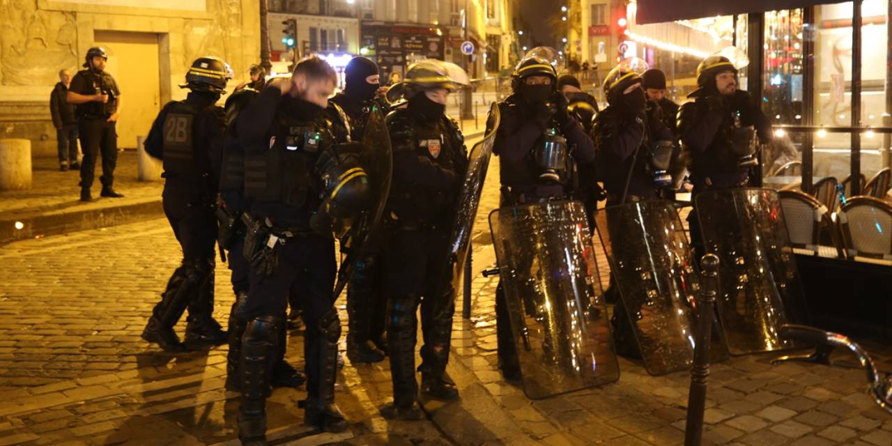 Paris'te Kürtlere saldıran 'ırkçı' zanlıya cinayet suçlamasıyla resmi soruşturma açıldı