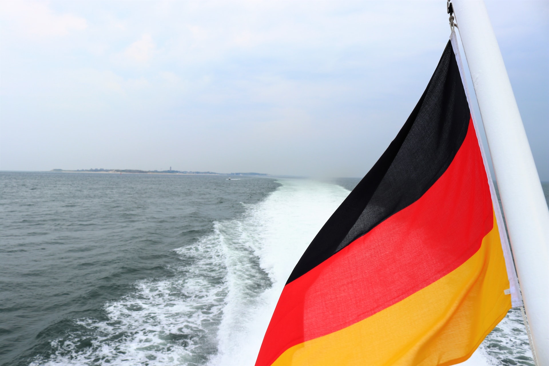 "Rusya'nın petrol ihracatı yasağı Alman ekonomisi üzerine etkisi yok"