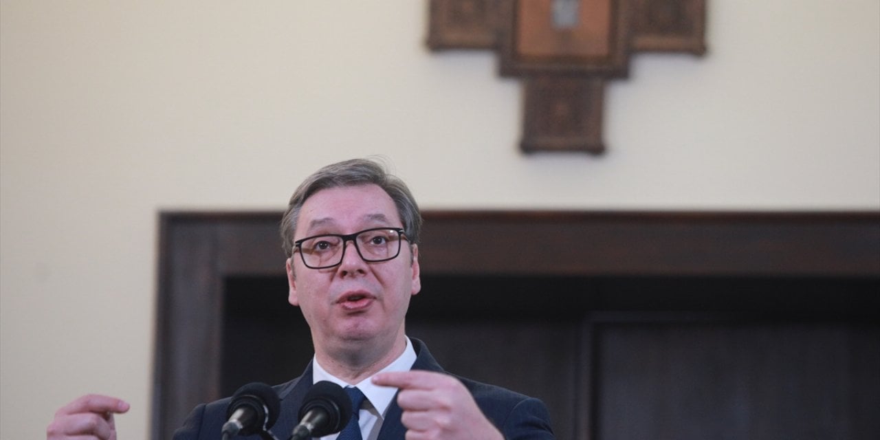 Vucic, Kosova'da barikatların kaldırılacağını açıkladı