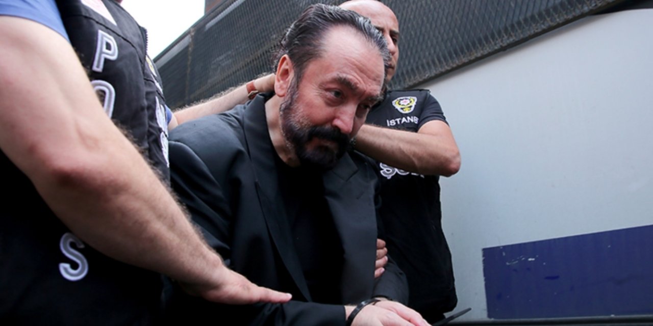 Görüntüler ilk kez ortaya çıktı! Adnan Oktar ve kedicikleri böyle gözaltına alınmış...