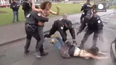 IMF eski başkanına Femen baskını