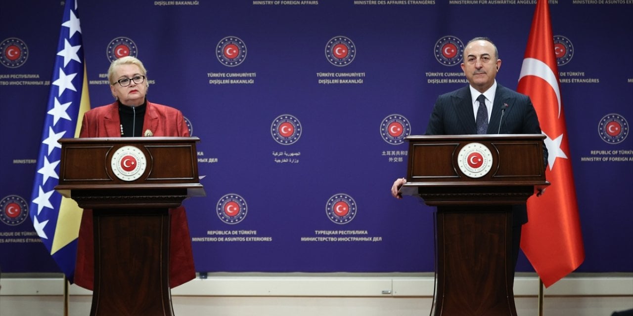 Çavuşoğlu, Bosna-Hersekli mevkidaşıyla ortak basın toplantısında konuştu