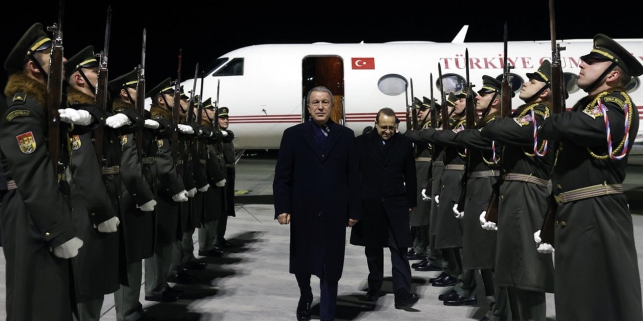 Milli Savunma Bakanı Akar, TSK aleyhindeki söylemlere yanıt verdi: