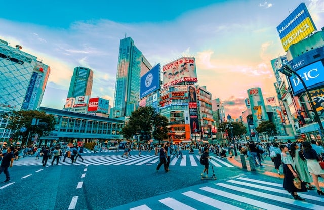Tokyo'dan taşınan aileyi hükümet milyoner yapıyor: Tam 1 milyon yen!