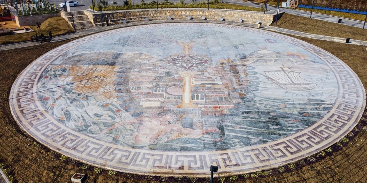 Guinness'e giren "Ortak Varoluş Mozaiği" iki dalda daha rekora aday