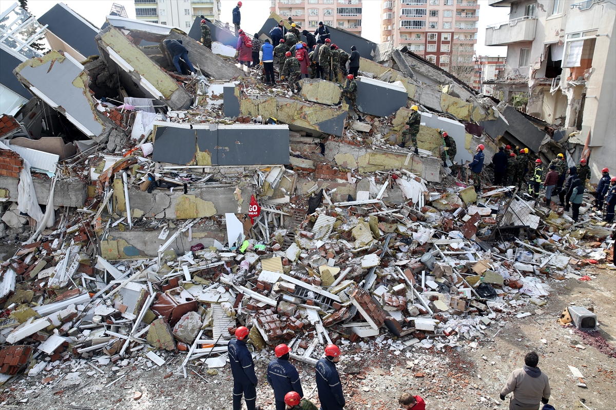 Savaşı bırakıp Türkiye'nin yardımına koştular
