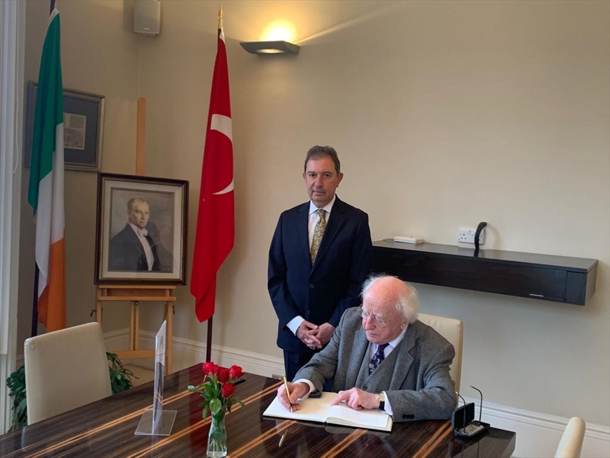Türkiye'nin Avrupa temsilciliklerine mesaj yağmuru