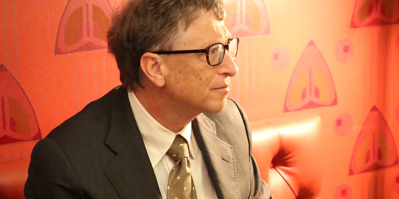 Yazılım dünyasının devi Bill Gates eski Oracle patronunun dul eşine yazıyor