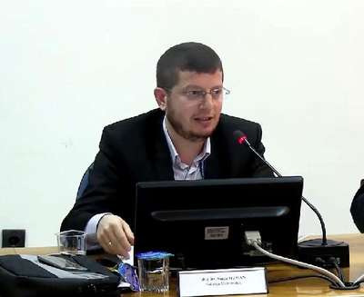 Doç.Dr. Soner Duman: İnternet üzerinden birine ait programı izinsiz indirmek, çoğaltmak, yaymak da haramdır