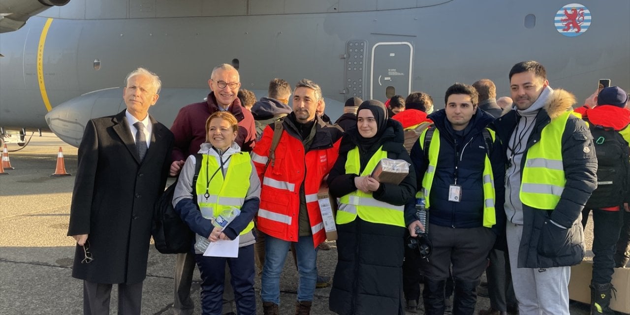 Belçika'nın Hatay'da kuracağı sahra hastanesinin sağlık ekibi yola çıktı