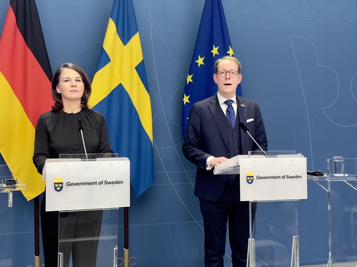 İsveç ve Alman dışişleri bakanları Stockholm'de ortak basın toplantısı düzenledi