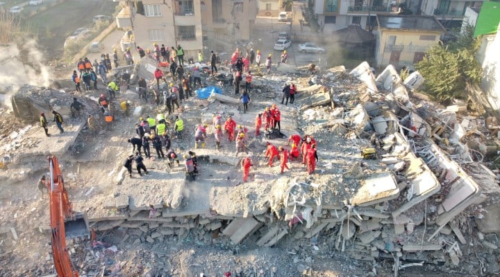 Hollanda’da depremzedeler için 89 milyon euro bağış toplandı
