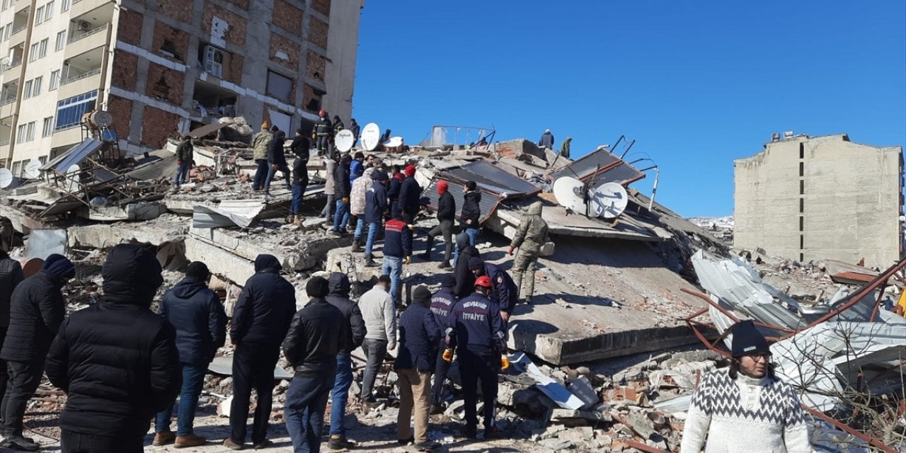 Rusya'da depremzedeler için toplanan yardım malzemesi 200 tona ulaştı