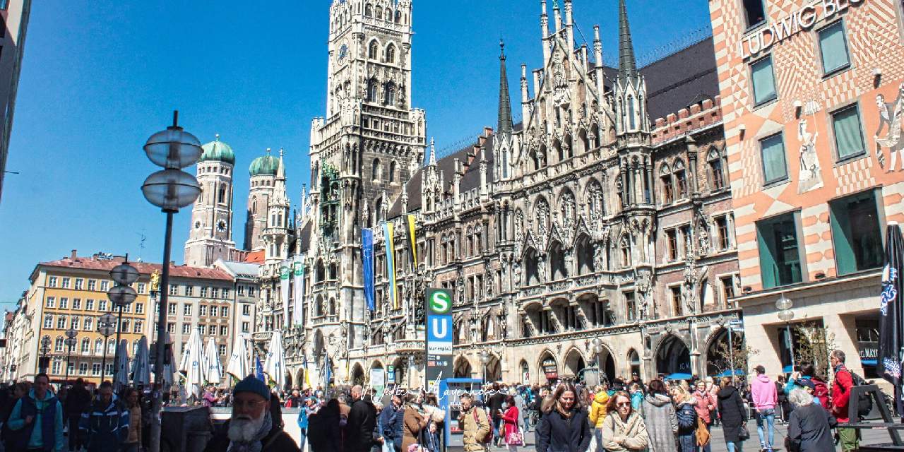 MarienPlatz meydanı